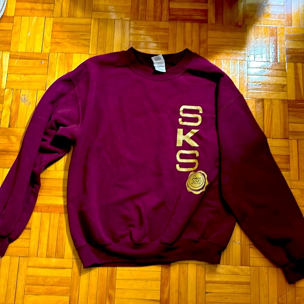 Burgendy Crew Neck